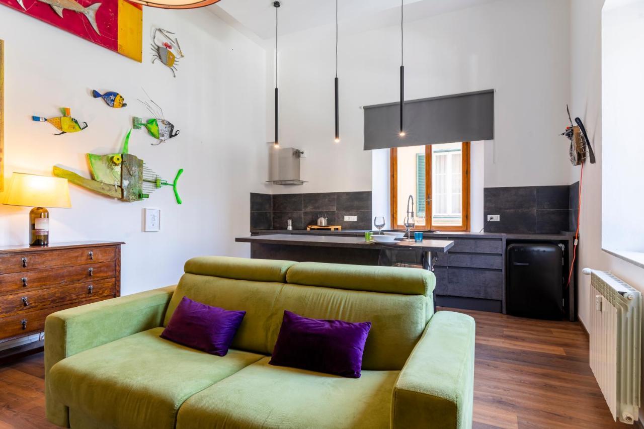 Piccola Venezia Canal View Charming Flat Livorno Luaran gambar